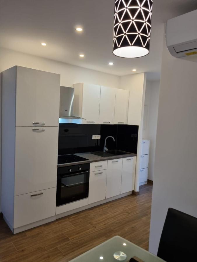 Angel Wing Apartmant Duće Extérieur photo