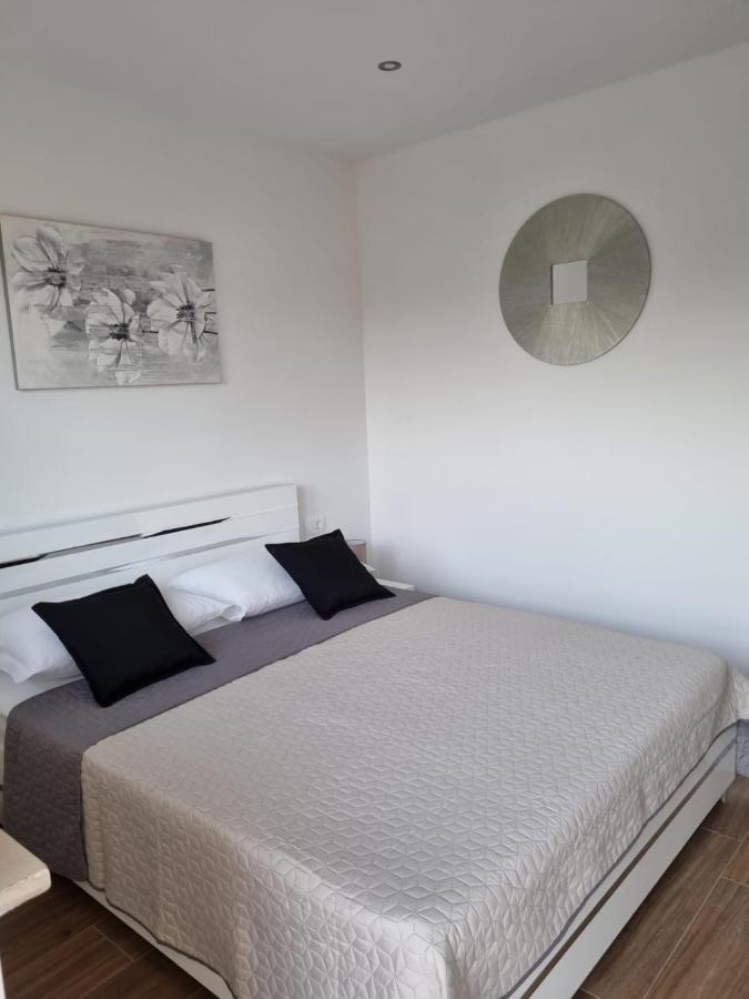 Angel Wing Apartmant Duće Extérieur photo